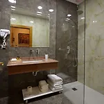 Hotel Austria Tirana