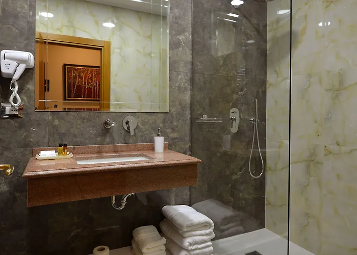 Hotel Austria Tirana