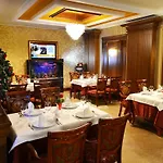 Austria Hotell 4*