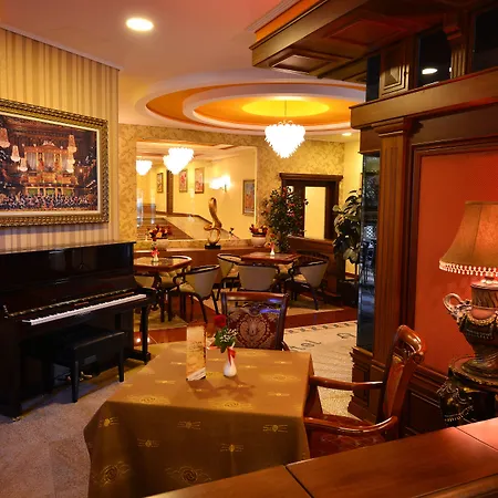 Hotel Austria Hotel 4*