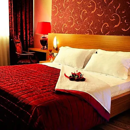 Austria 4* Tirana