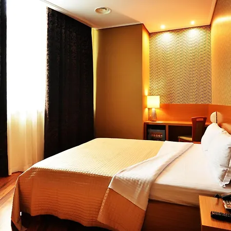 Hotel Austria Tirana