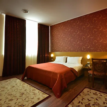 Hotel Austria Tirana
