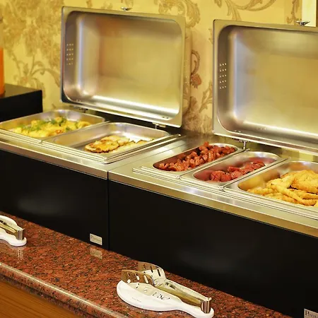 Hotel Austria Hotel 4*