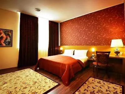 Hotel Austria Tirana