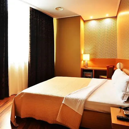 Austria Tirana