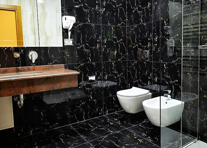 Hotel Austria 4* Tirana