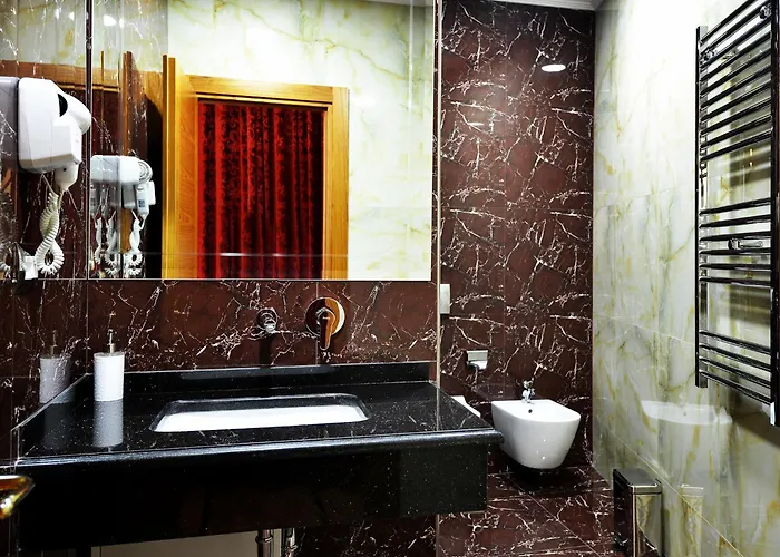 Austria Τίρανα